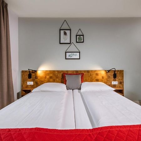Alpenparks Residence Bad Hofgastein - Gratis Thermeneintritt ภายนอก รูปภาพ