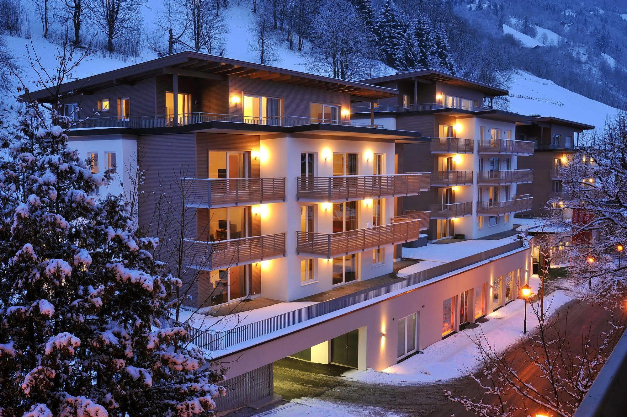 Alpenparks Residence Bad Hofgastein - Gratis Thermeneintritt ภายนอก รูปภาพ