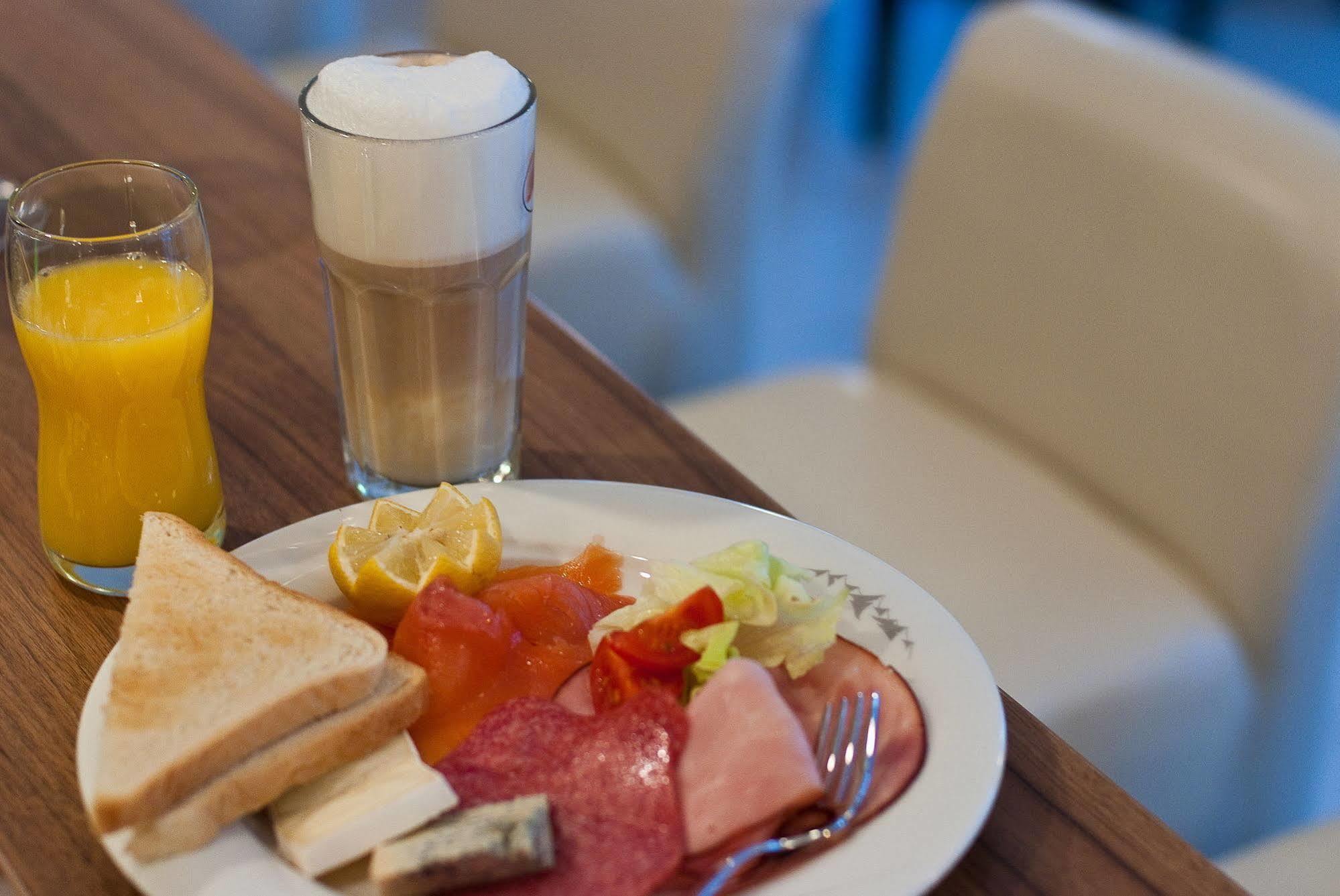 Alpenparks Residence Bad Hofgastein - Gratis Thermeneintritt ภายนอก รูปภาพ